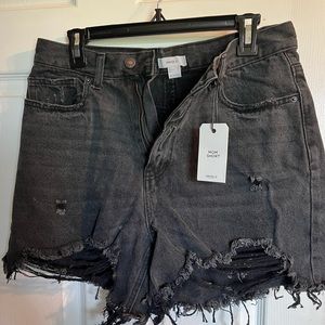 NWT distressed mom shorts